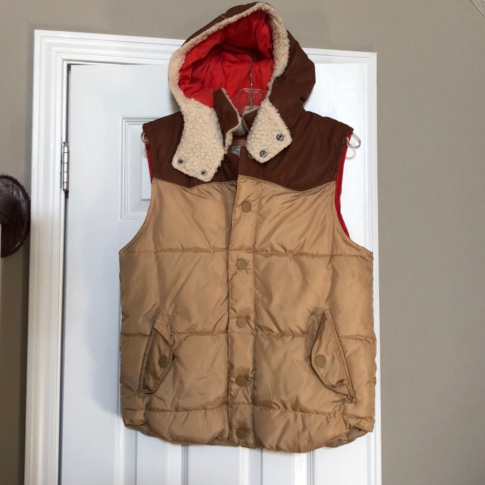 Tan vest Sherpa hood